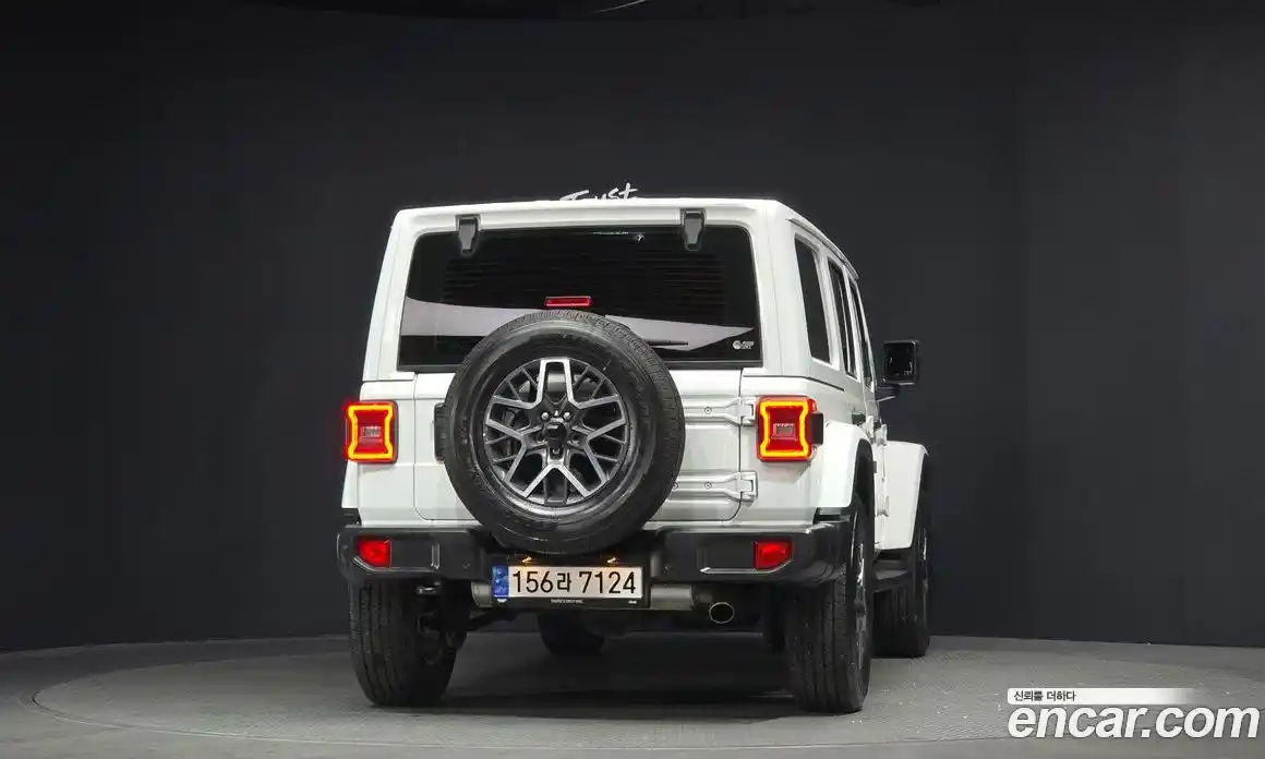 Jeep Wrangler 2024 2.0 Автомат в Москве № 199482, фото 3