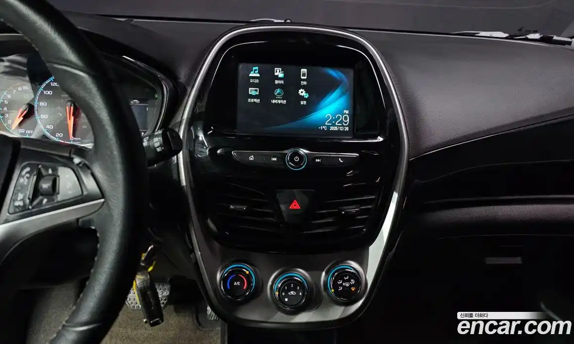 Chevrolet Spark 2016 1.0 Автомат в Москве № 200834, фото 13