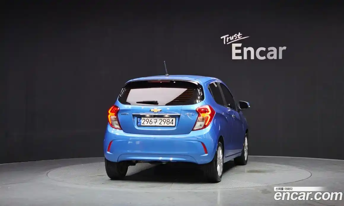 Chevrolet Spark 2016 1.0 Автомат в Москве № 200834, фото 7