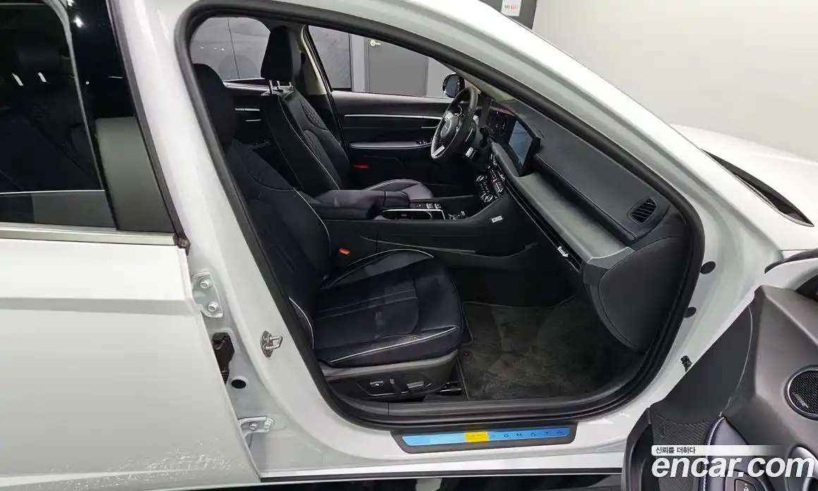 Hyundai Sonata 2025 1.6 Автомат в Москве № 2020, фото 8