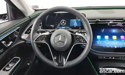 Mercedes-Benz E-Class 2024 2.0 Автомат в Москве № 204474, миниатюра 11