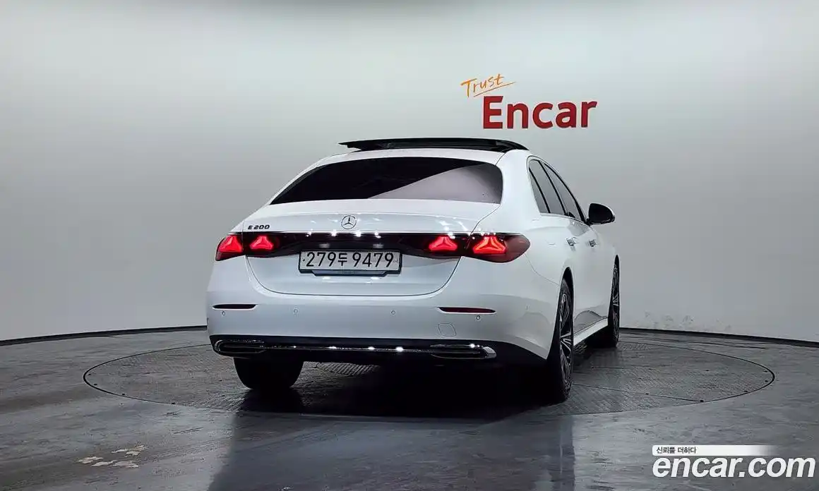 Mercedes-Benz E-Class 2024 2.0 Автомат в Москве № 204474, фото 6