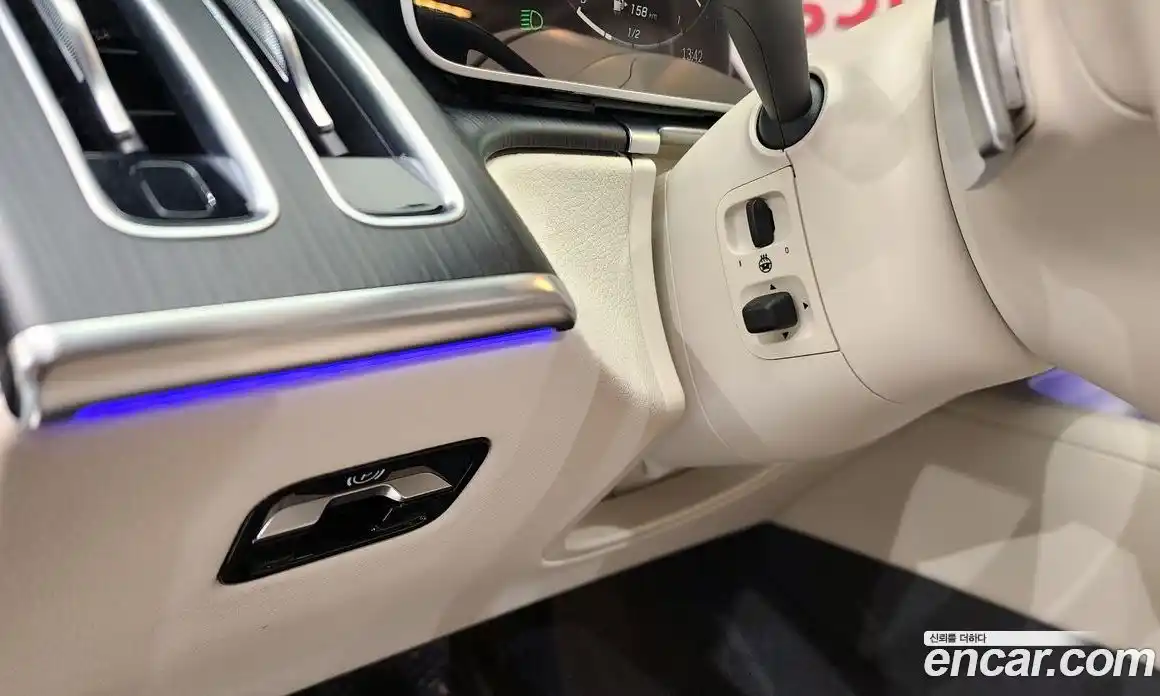 Mercedes-Benz S-Class 2023 3.0 Автомат в Москве № 212036, фото 13