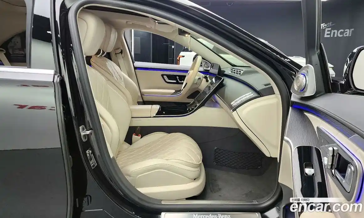 Mercedes-Benz S-Class 2023 3.0 Автомат в Москве № 212036, фото 16