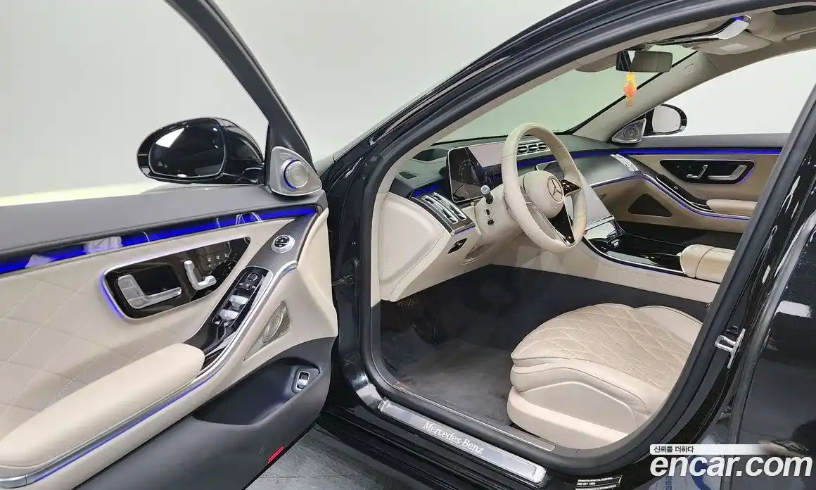 Mercedes-Benz S-Class 2023 3.0 Автомат в Москве № 212036, фото 18