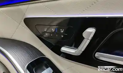 Mercedes-Benz S-Class 2023 3.0 Автомат в Москве № 212036, миниатюра 10