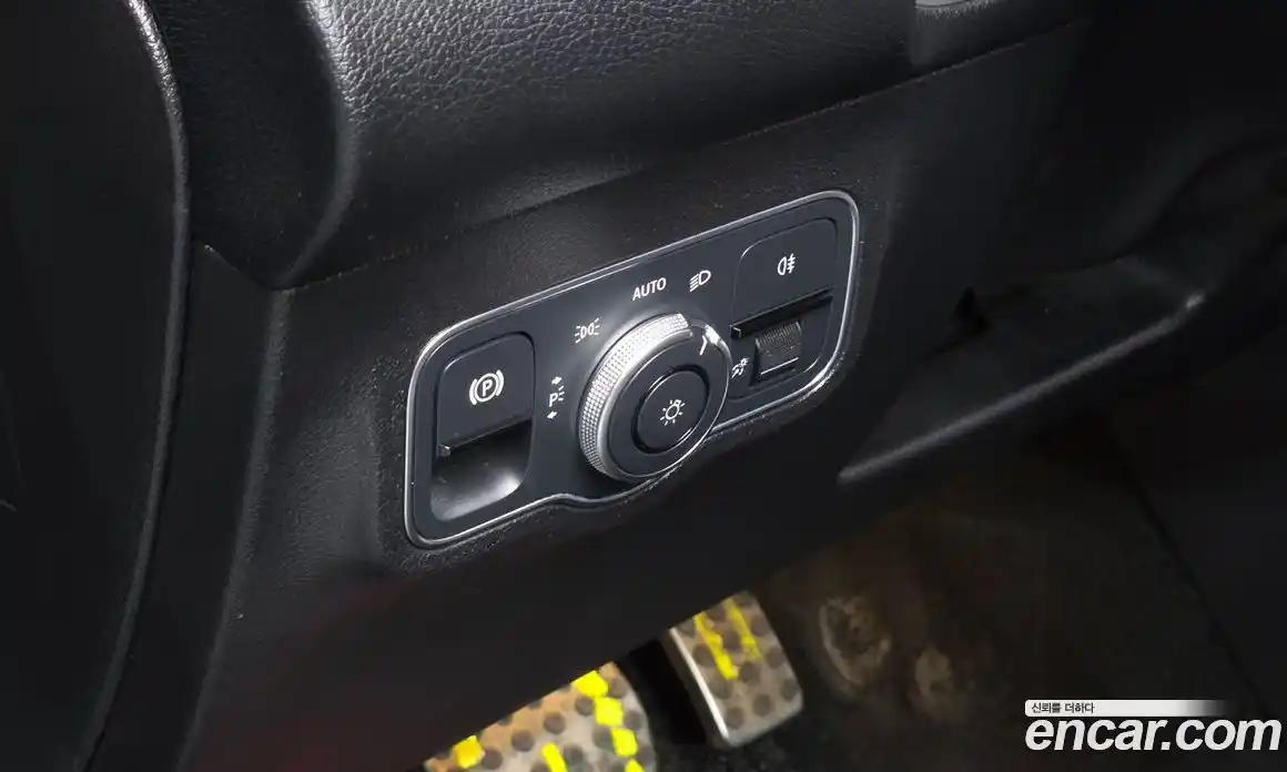 Mercedes-Benz GLB-Class 2023 2.0 Автомат в Москве № 212078, фото 15