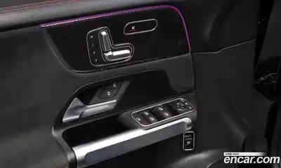 Mercedes-Benz GLB-Class 2023 2.0 Автомат в Москве № 212078, миниатюра 7