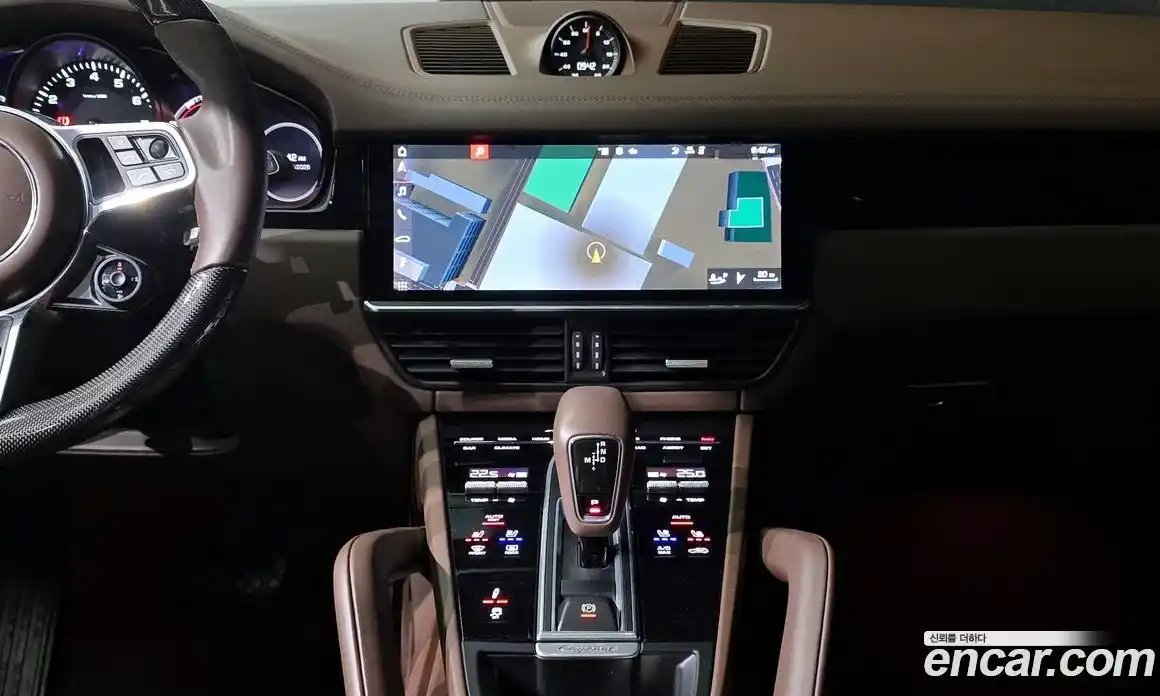 Porsche Cayenne 2021 3.0 Автомат в Москве № 213157, фото 17