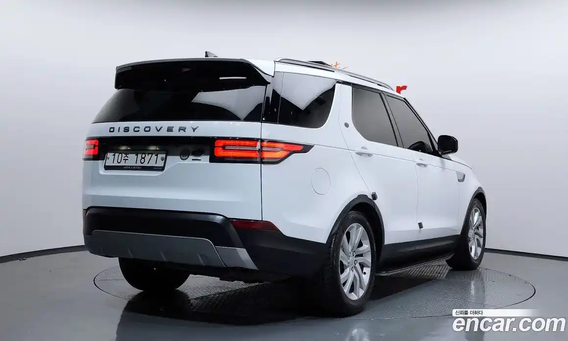 Land Rover Discovery 2017 2.0 Автомат в Москве № 213471, фото 14