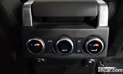 Land Rover Discovery 2017 2.0 Автомат в Москве № 213471, миниатюра 4