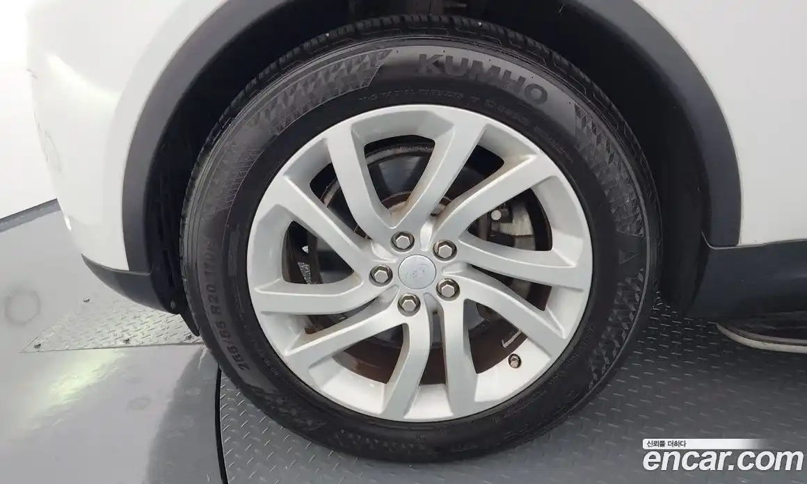 Land Rover Discovery 2017 2.0 Автомат в Москве № 213471, фото 9