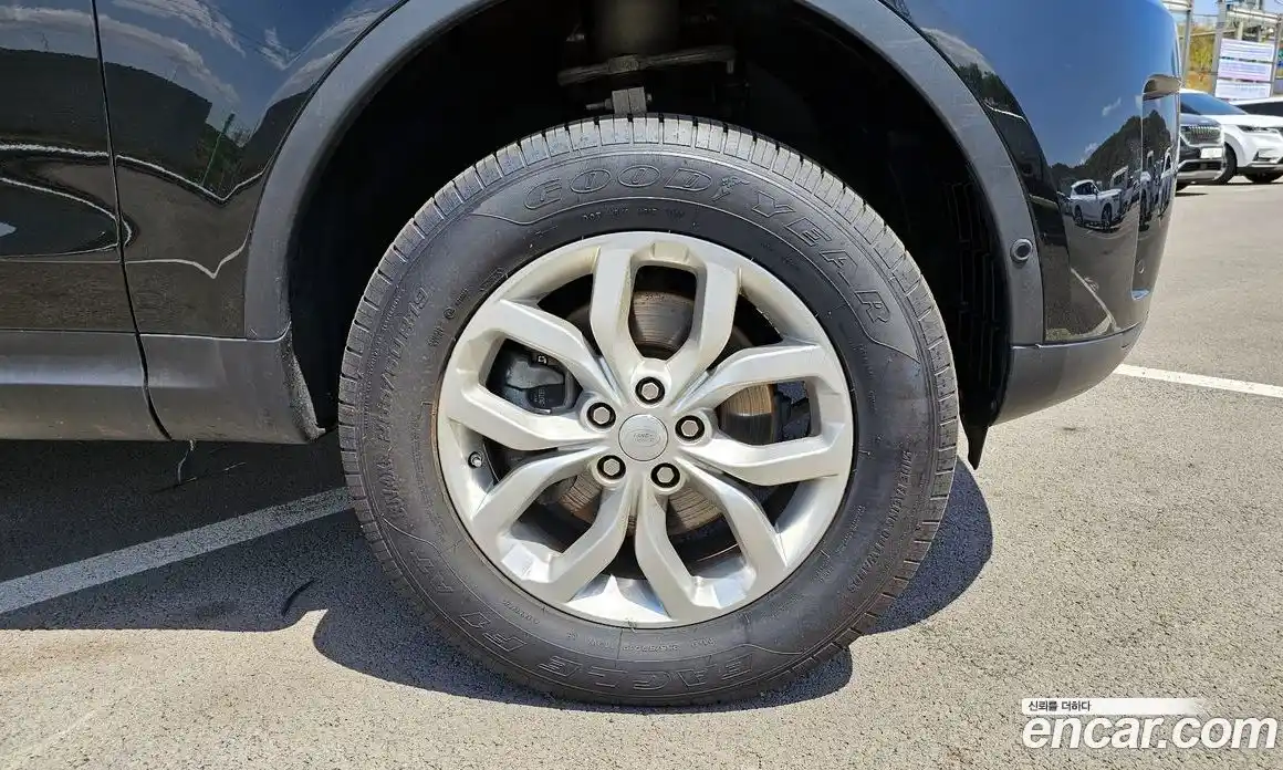 Land Rover Discovery 2019 2.0 Автомат в Москве № 213492, фото 9