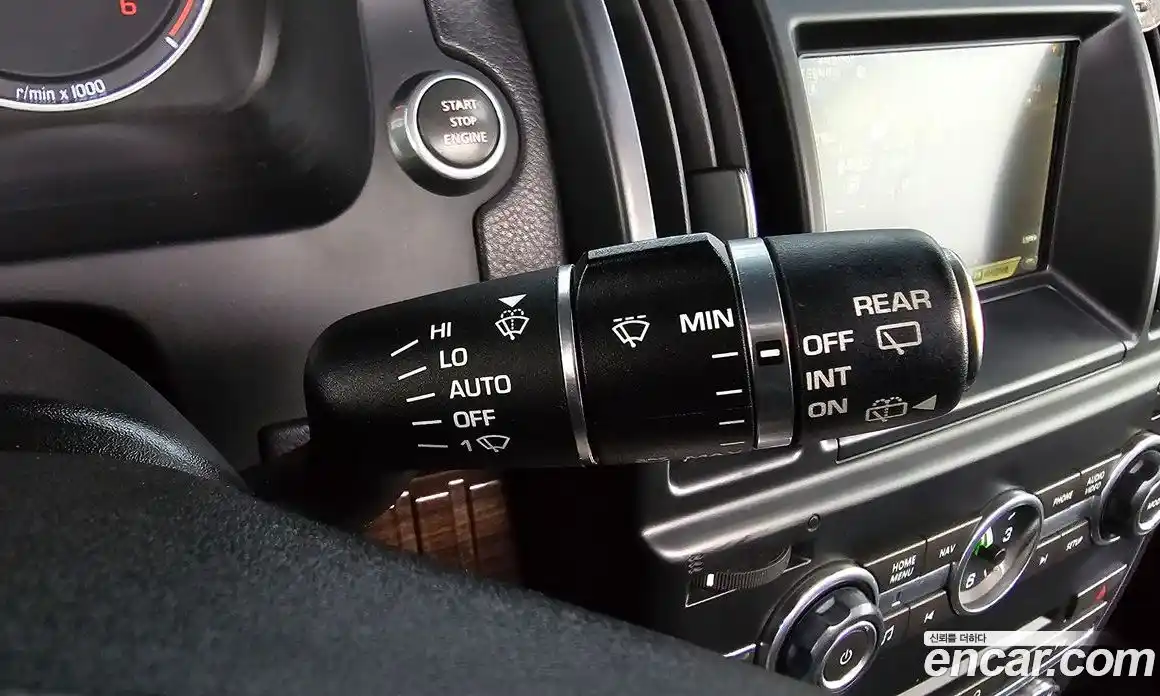 Land Rover Freelander 2014 2.2 Автомат в Москве № 213779, фото 13