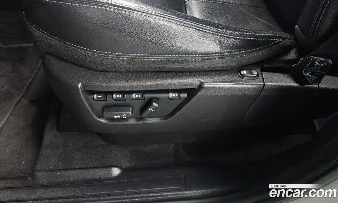 Land Rover Freelander 2014 2.2 Автомат в Москве № 213779, фото 17