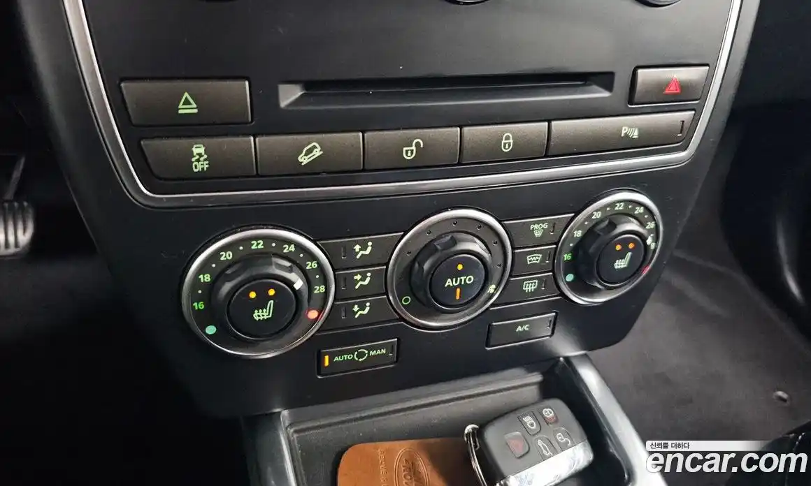 Land Rover Freelander 2014 2.2 Автомат в Москве № 213779, фото 19