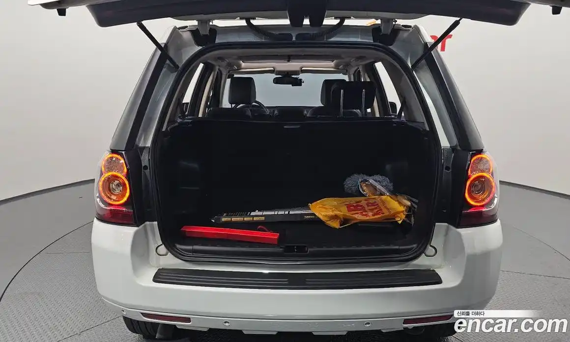 Land Rover Freelander 2014 2.2 Автомат в Москве № 213779, фото 10