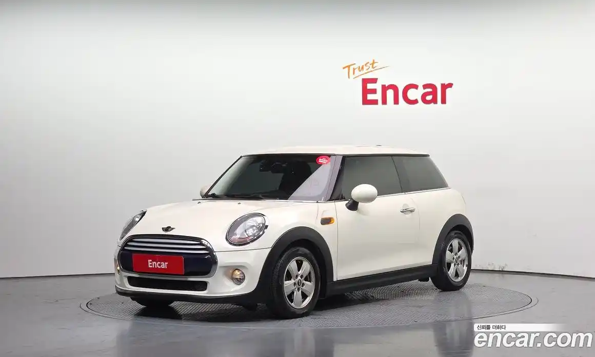 Mini Cooper 2015 1.5 Автомат в Москве № 214310, фото 14