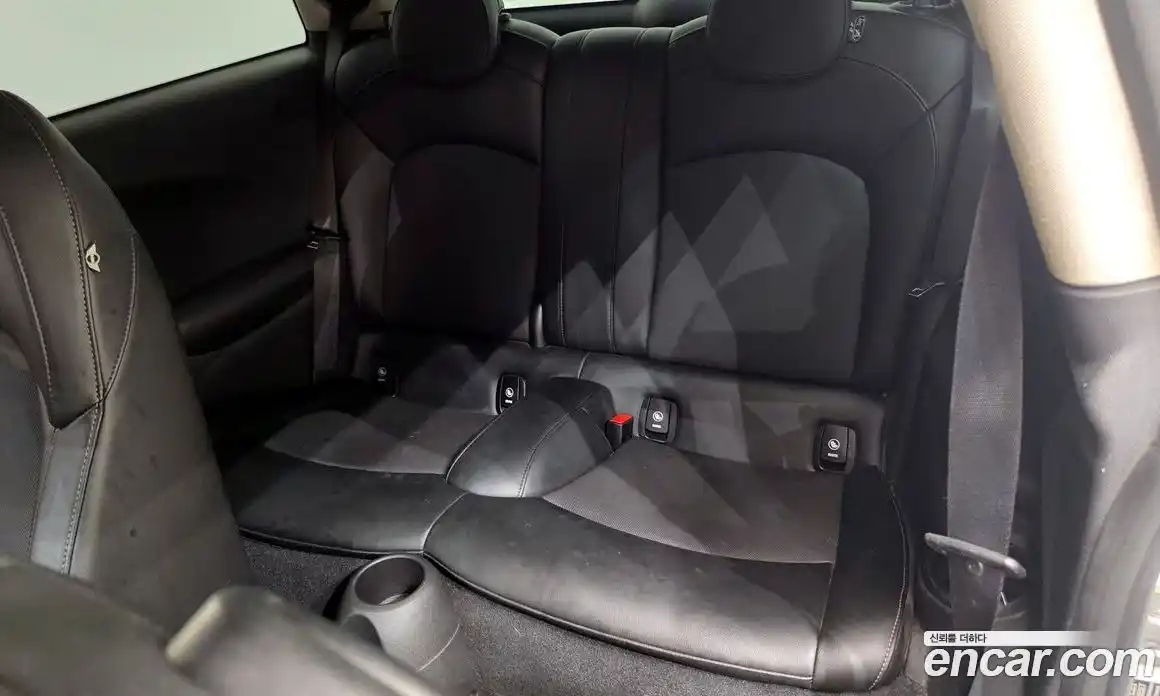 Mini Cooper 2015 1.5 Автомат в Москве № 214310, фото 16