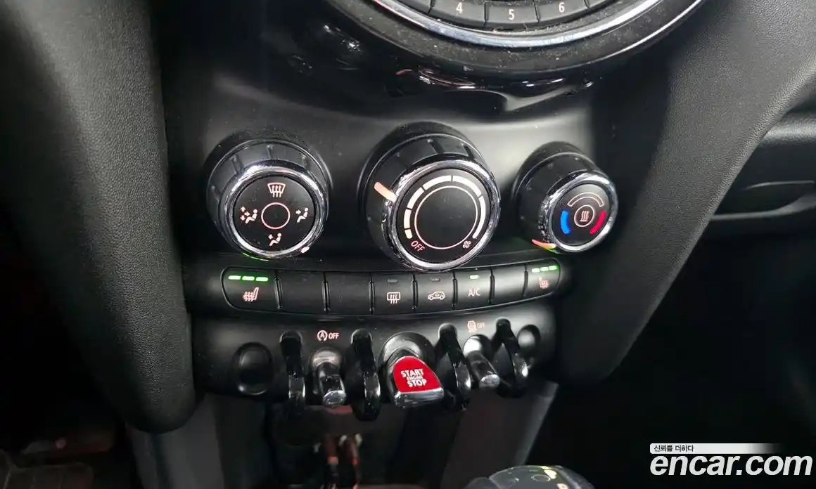 Mini Cooper 2015 1.5 Автомат в Москве № 214310, фото 20