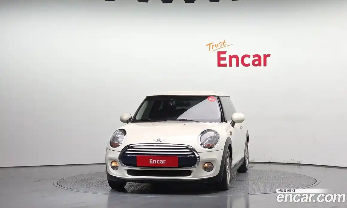 Mini Cooper 2015 1.5 Автомат в Москве № 214310, фото 3