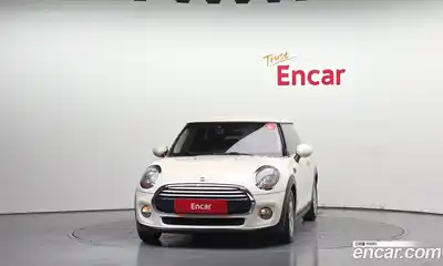 Mini Cooper 2015 1.5 Автомат в Москве № 214310, миниатюра 3