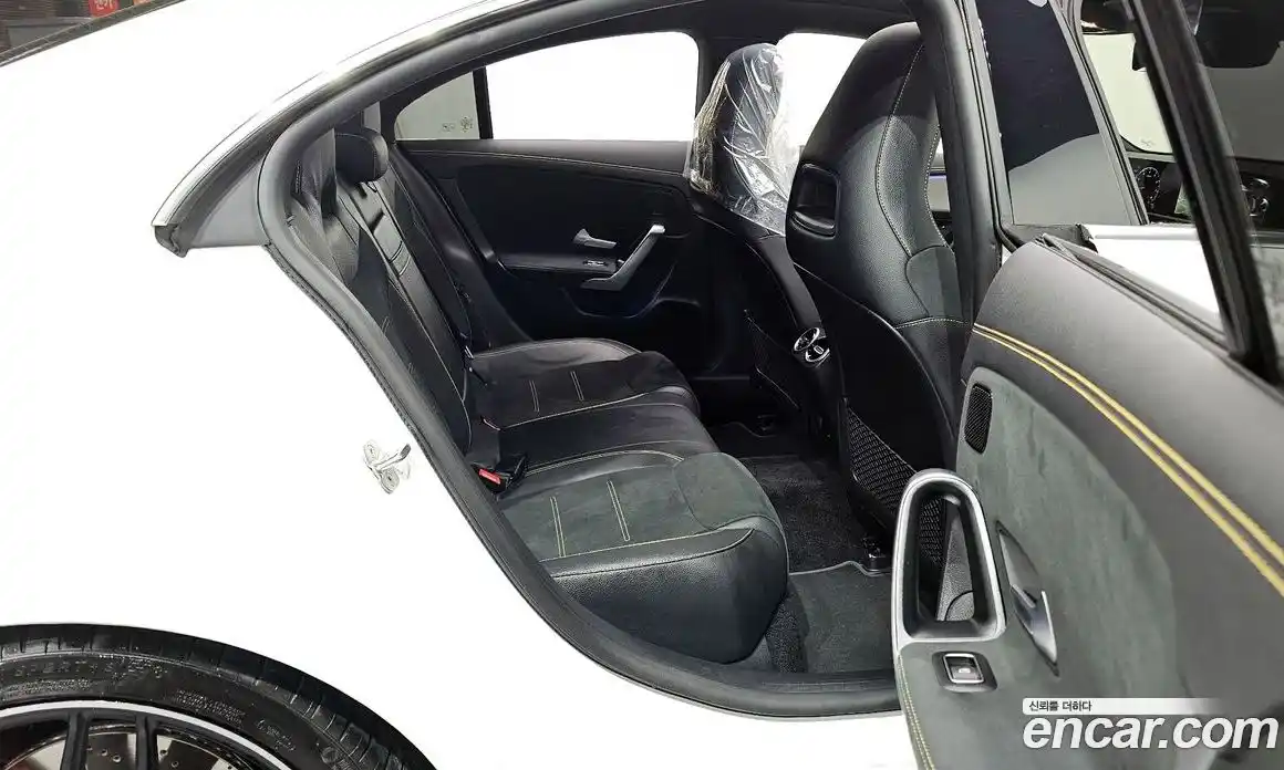 Mercedes-Benz CLA-Class 2023 2.0 Автомат в Москве № 219180, фото 8