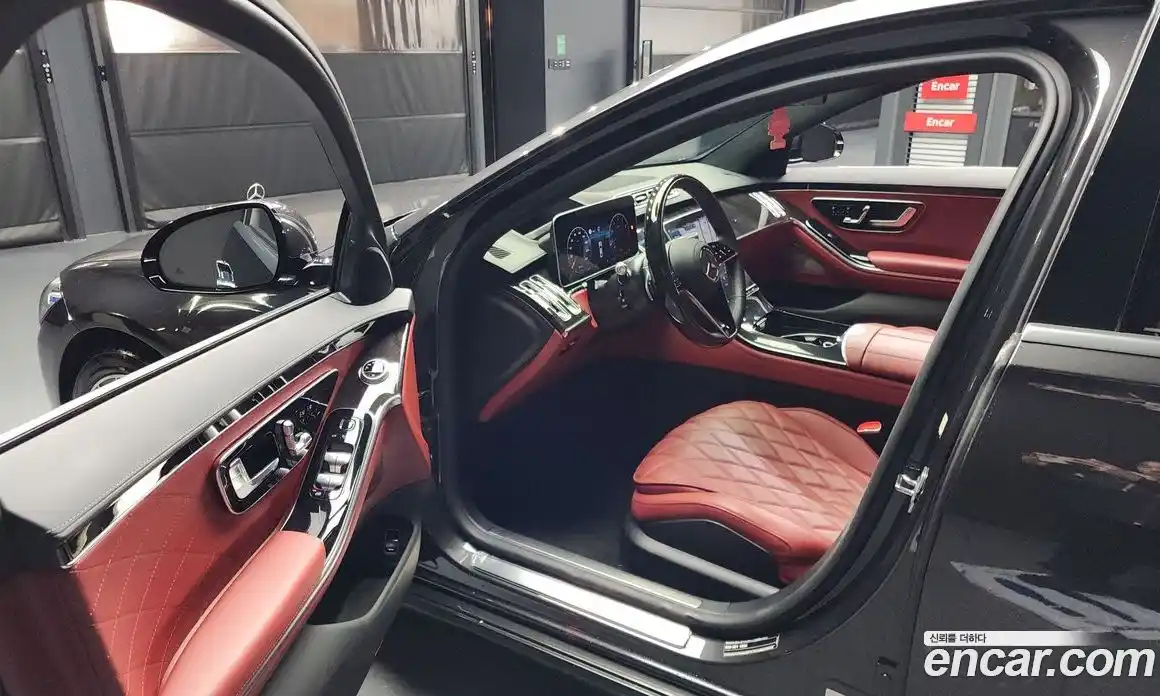 Mercedes-Benz S-Class 2022 4.0 Автомат в Москве № 220460, фото 1