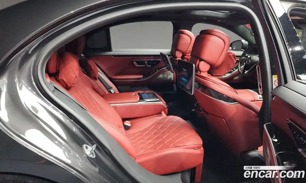 Mercedes-Benz S-Class 2022 4.0 Автомат в Москве № 220460, фото 3