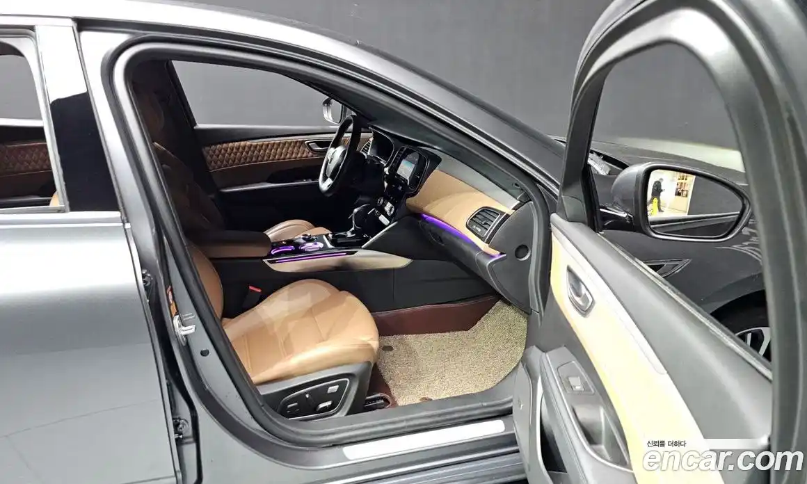 Renault SM6 2021 1.8 Автомат в Москве № 222984, фото 10