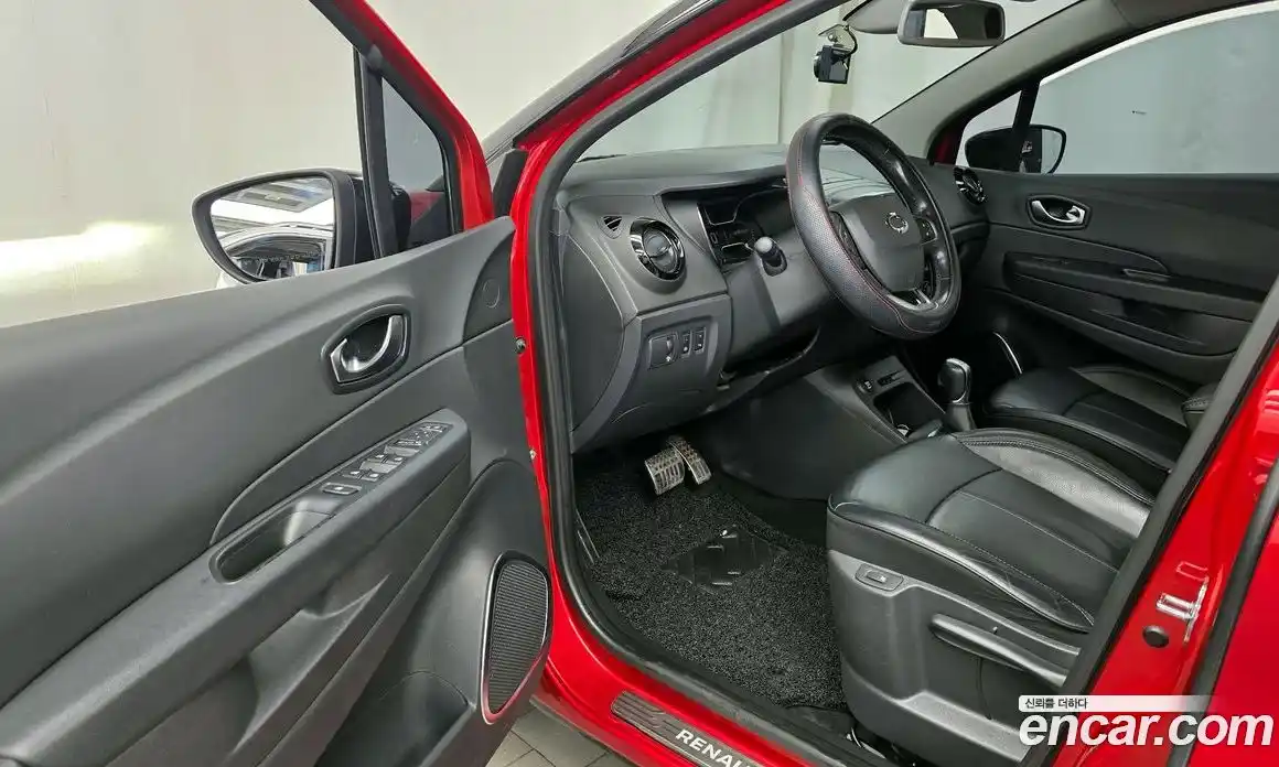 Renault QM3 2019 1.5 Автомат в Москве № 224291, фото 13