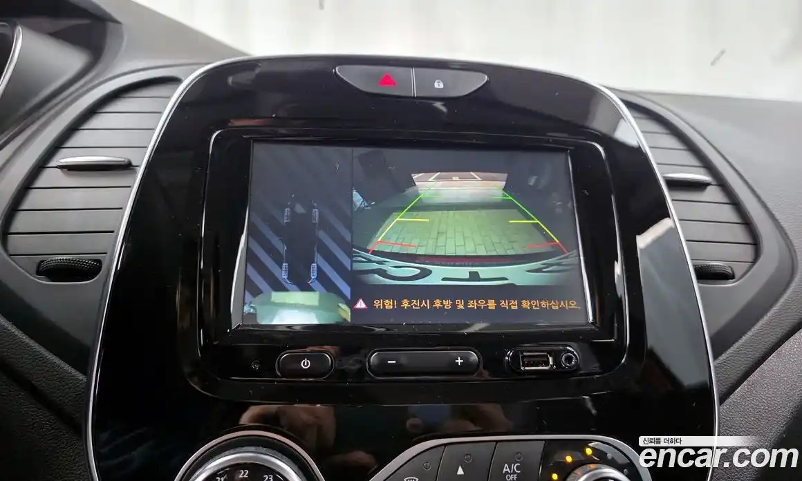 Renault QM3 2019 1.5 Автомат в Москве № 224291, фото 16