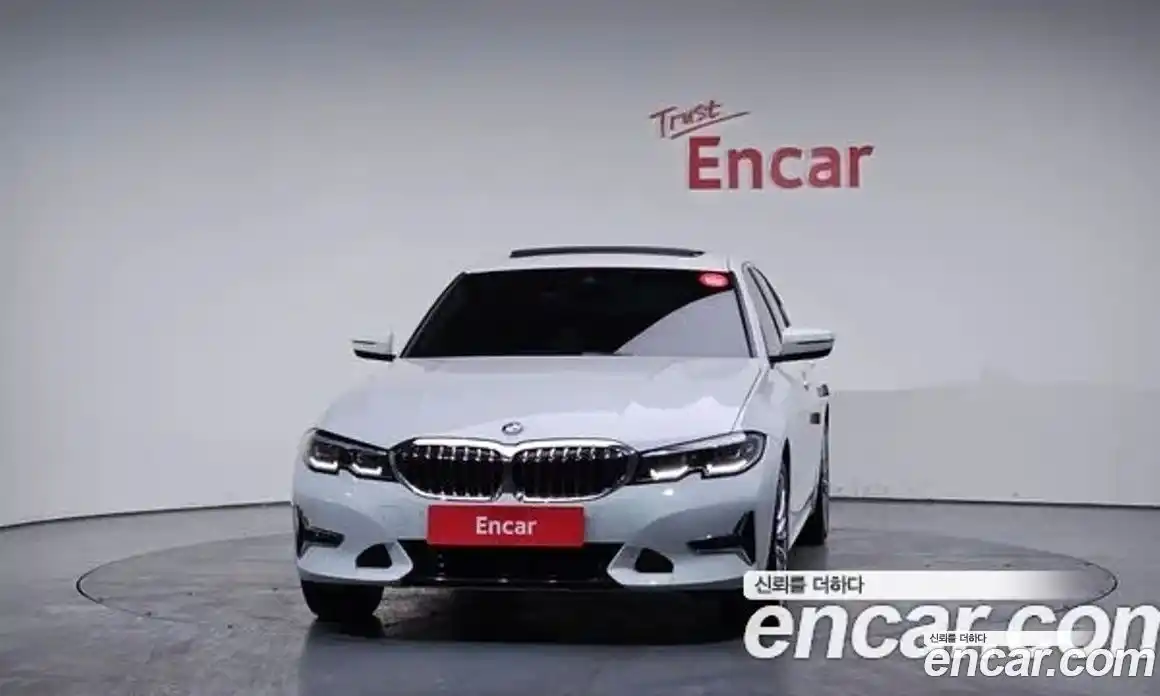 BMW 3-Series 2022 2.0 Автомат в Москве № 227952, фото 4