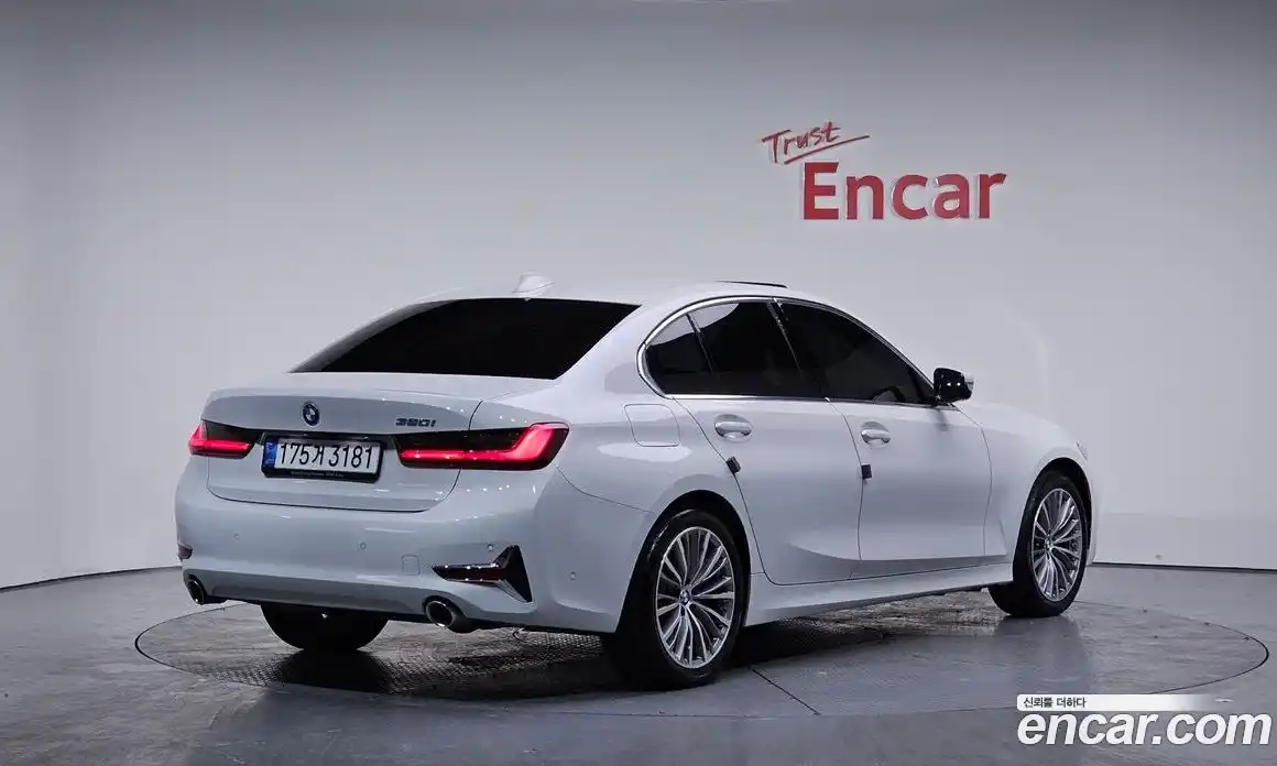 BMW 3-Series 2022 2.0 Автомат в Москве № 227952, фото 5