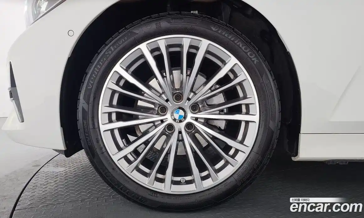 BMW 3-Series 2022 2.0 Автомат в Москве № 227952, фото 8