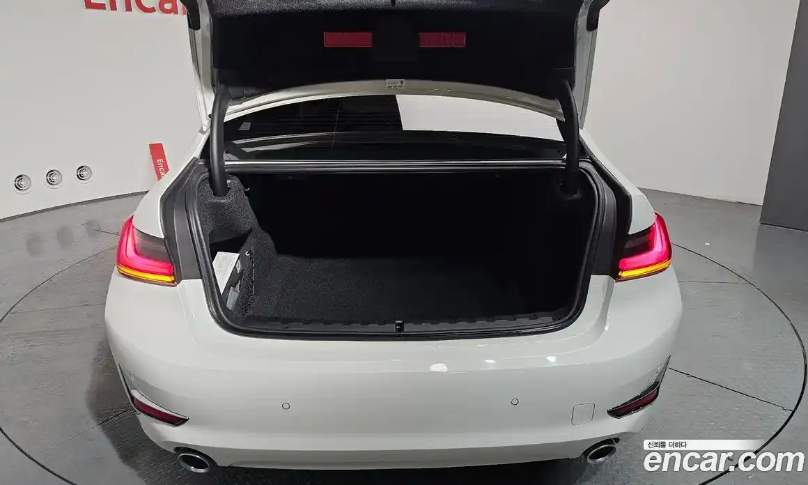 BMW 3-Series 2022 2.0 Автомат в Москве № 227952, фото 10