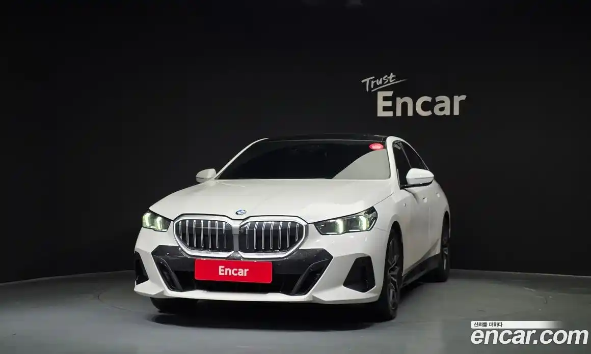 BMW 5-Series 2025 2.0 Автомат в Москве № 227954, фото 16