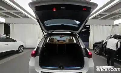 Mercedes-Benz GLE-Class 2025 3.0 Автомат в Москве № 229419, миниатюра 4