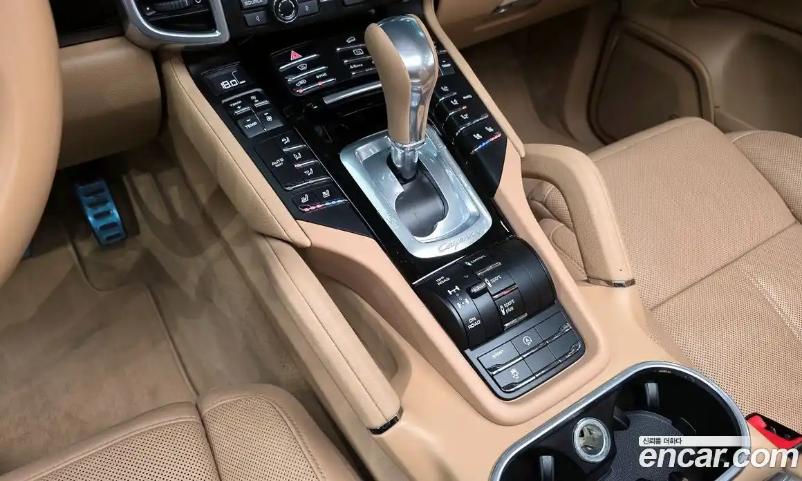 Porsche Cayenne 2015 4.1 Автомат в Москве № 230983, фото 13