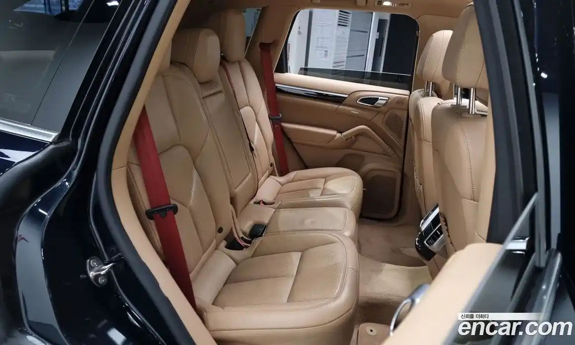 Porsche Cayenne 2015 4.1 Автомат в Москве № 230983, фото 16