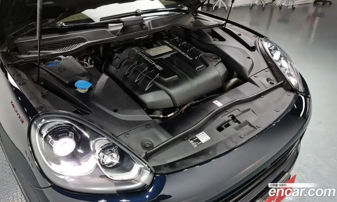 Porsche Cayenne 2015 4.1 Автомат в Москве № 230983, фото 20