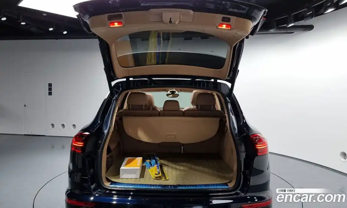 Porsche Cayenne 2015 4.1 Автомат в Москве № 230983, фото 5