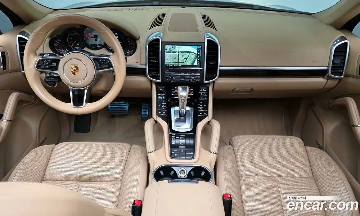 Porsche Cayenne 2015 4.1 Автомат в Москве № 230983, фото 10