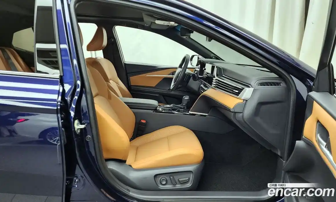 Toyota Camry 2025 2.5 Автомат в Москве № 232811, фото 12