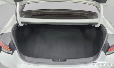 Hyundai Avante 2022 2.0 Автомат в Москве № 2340, миниатюра 11