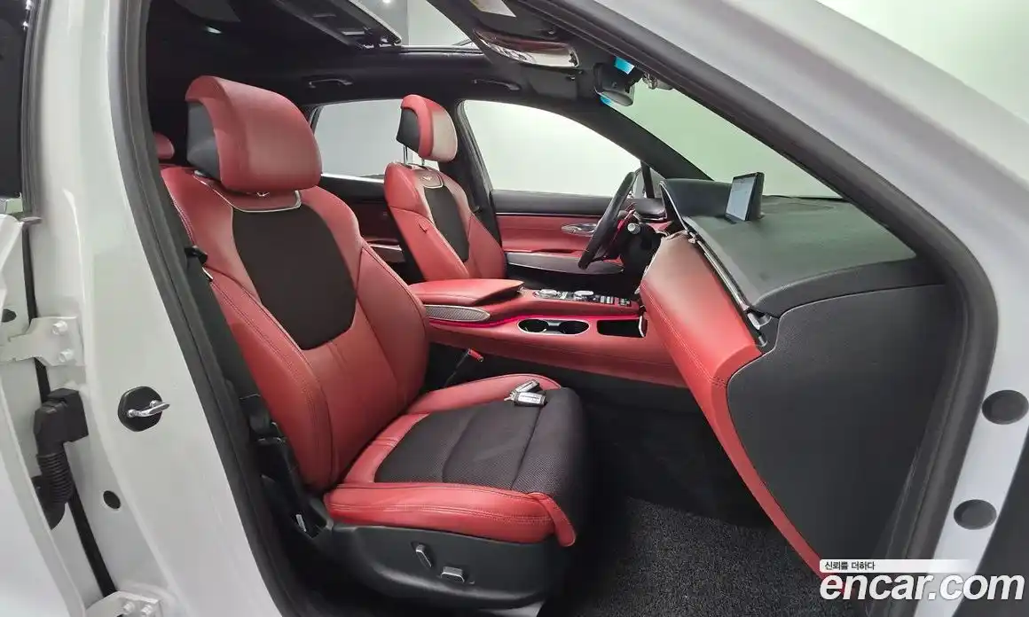 Genesis GV70 2022 2.5 Автомат в Москве № 23657, фото 20