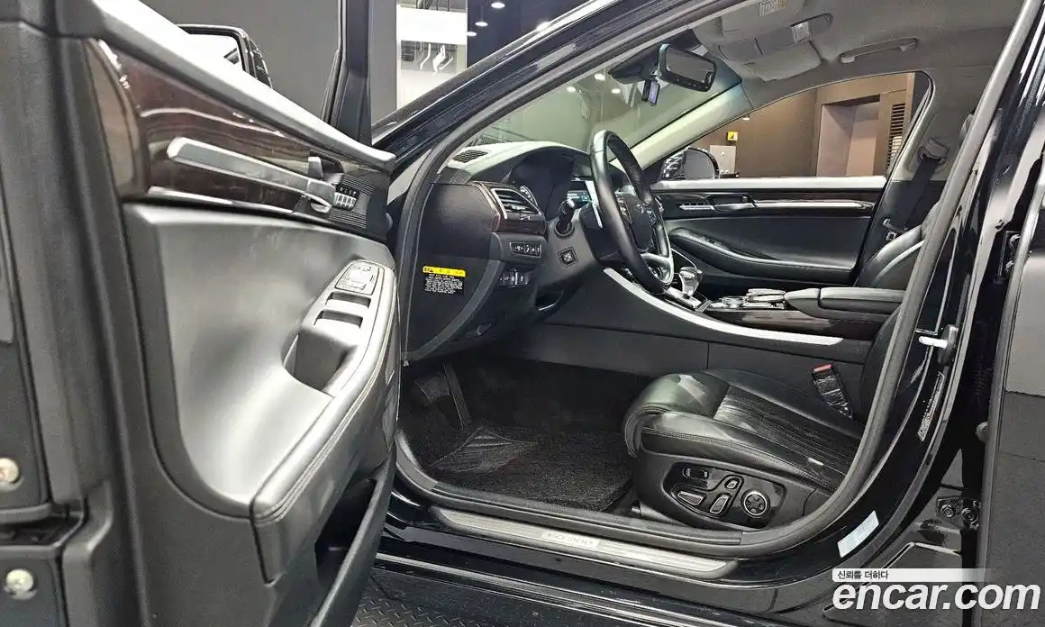 Genesis EQ900 2017 3.8 Автомат в Москве № 23766, фото 19