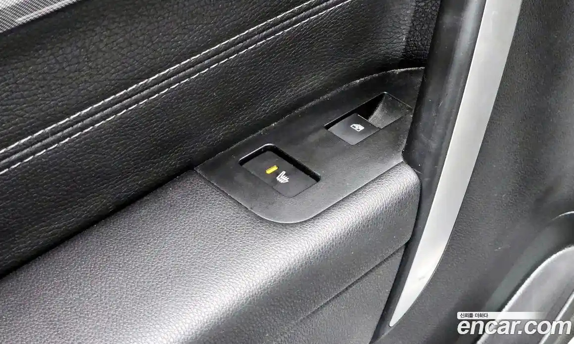 Chevrolet Captiva 2016 2.0 Автомат в Москве № 239834, фото 7