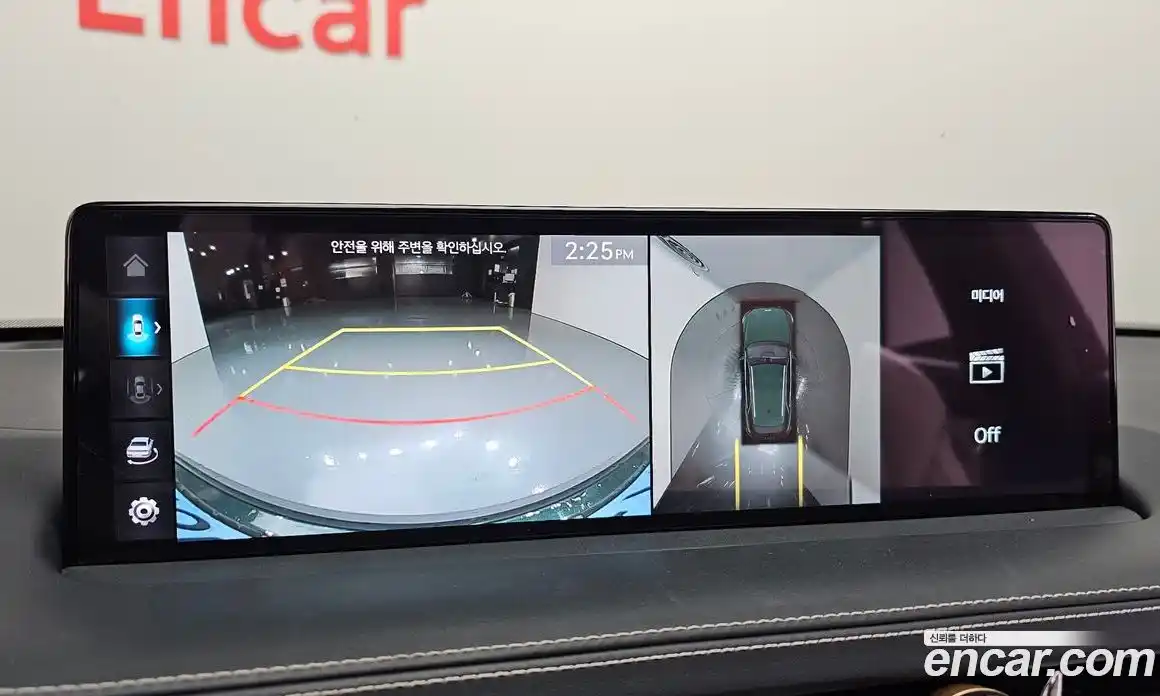 Genesis GV70 2022 0.1 Автомат в Москве № 25054, фото 13