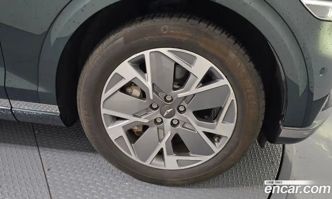 Genesis GV70 2022 0.1 Автомат в Москве № 25054, фото 15